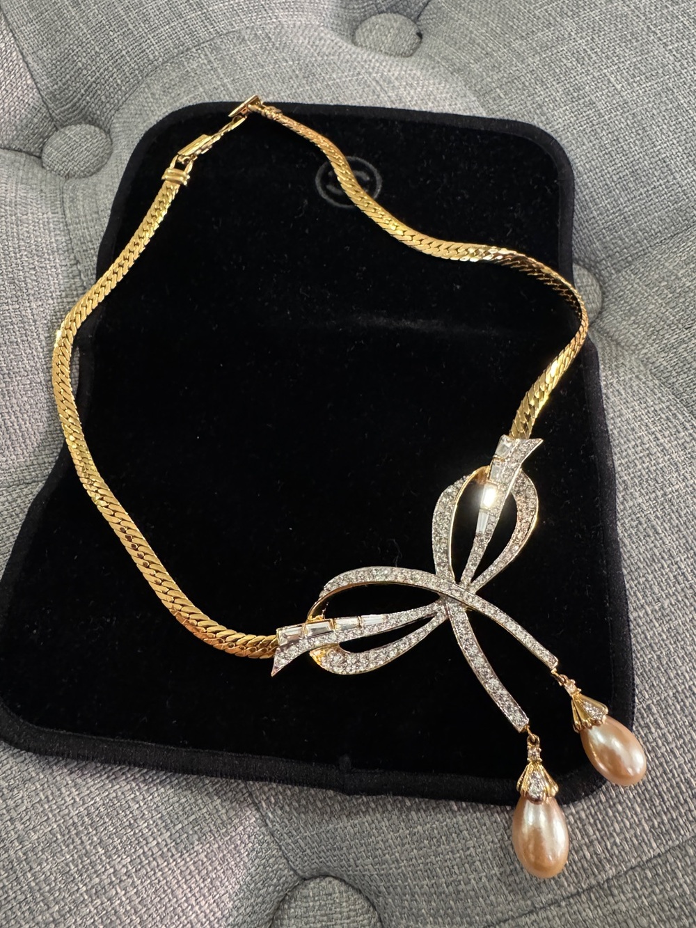 Nina Ricci necklace, bow, and Pearl statement vintage